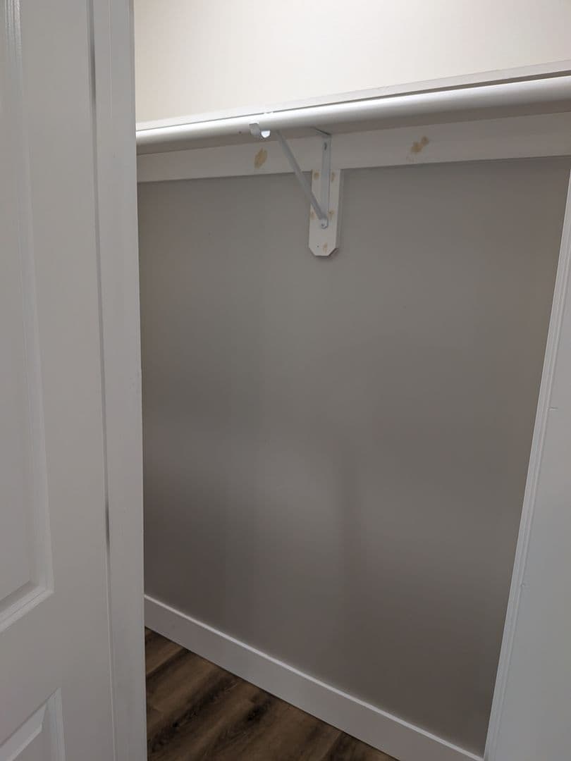 Jefferson City Apartment: 1012 E Capitol ave