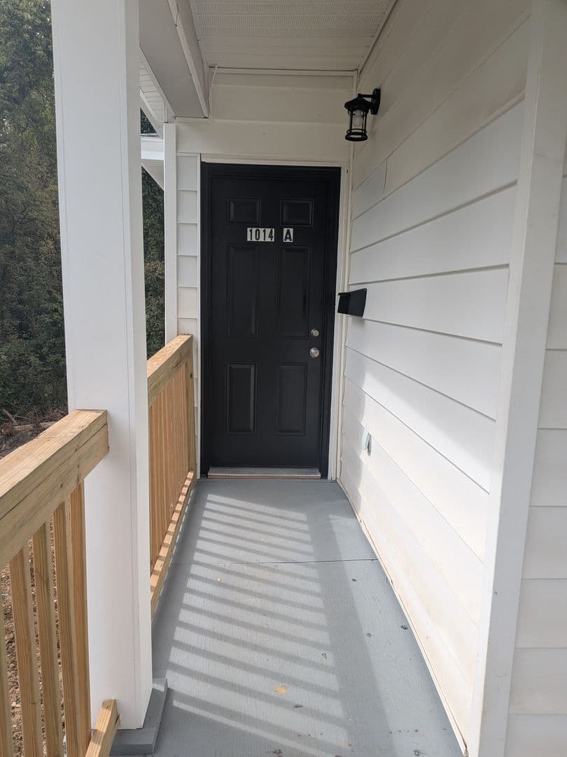 Jefferson City Apartment: 1014 Capitol Ct