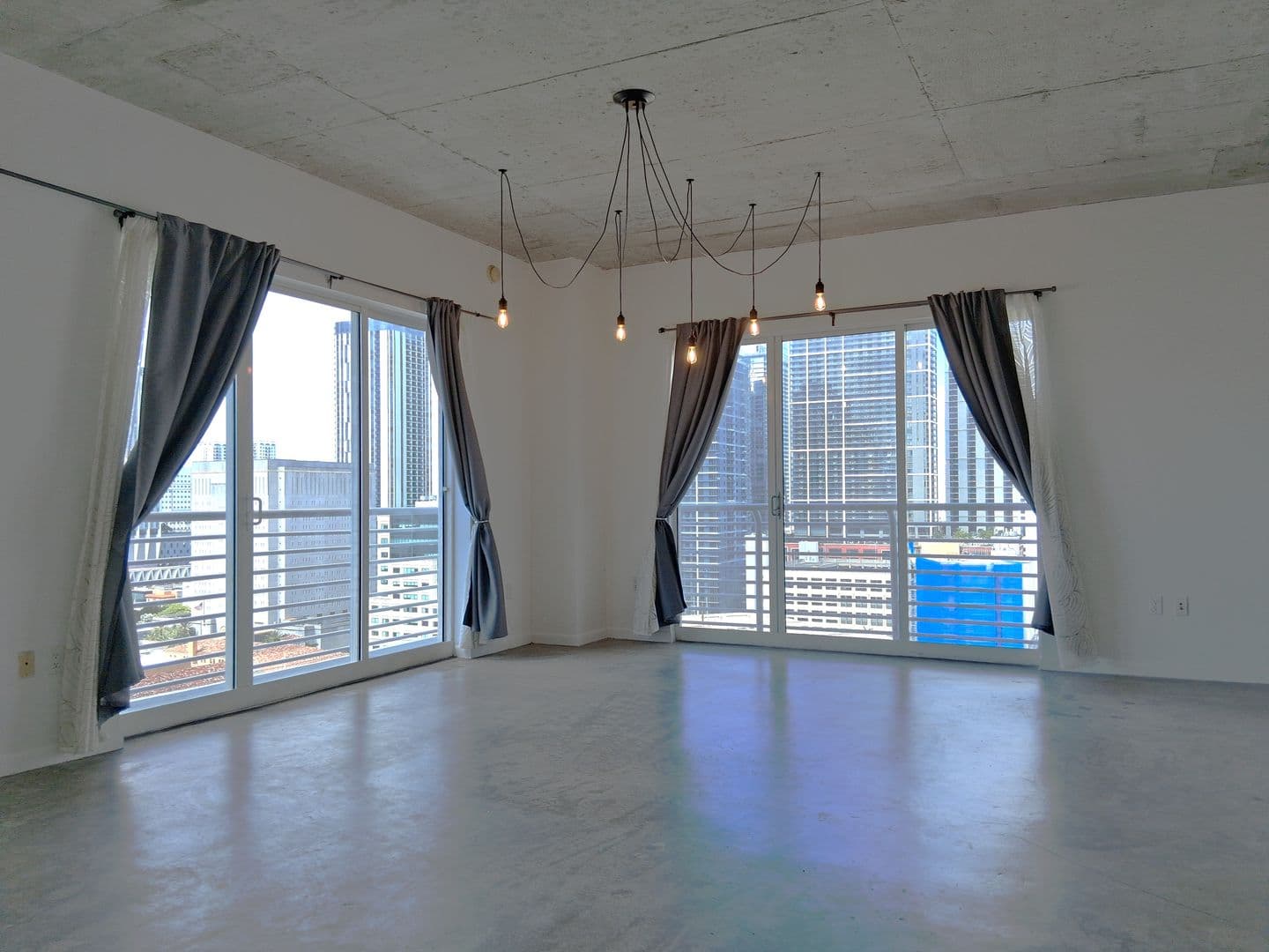Miami Condo: 133 NE 2 AVE
