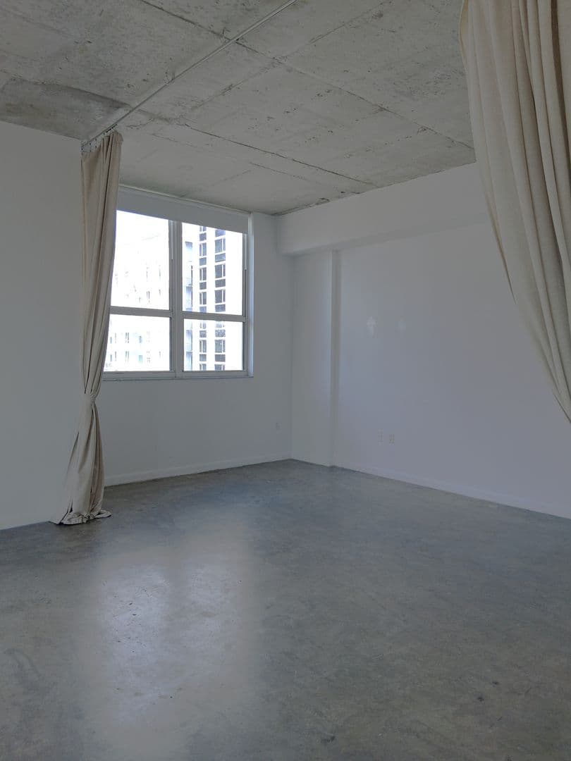 Miami Condo: 133 NE 2 AVE