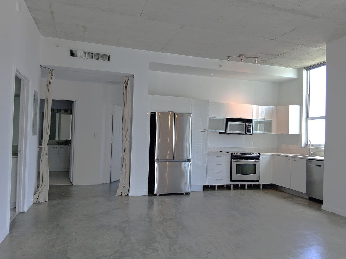 Miami Condo: 133 NE 2 AVE