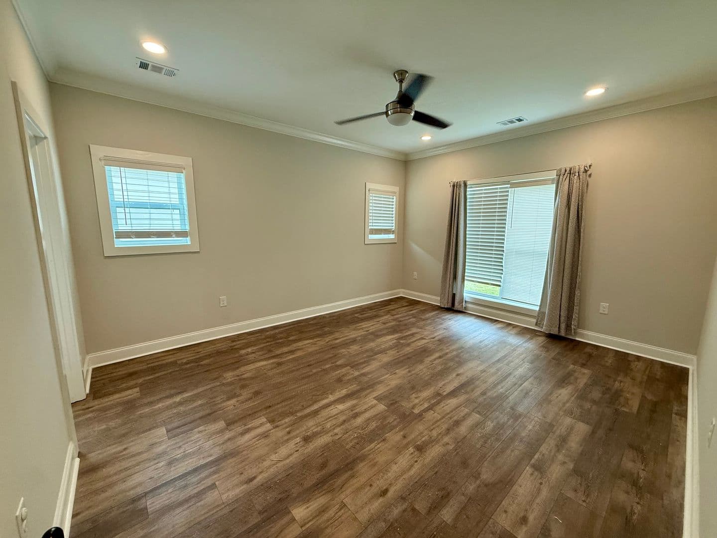 Troy House: 330 Orion St