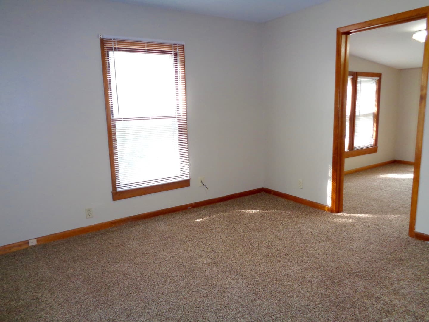 Wichita Apartment: 1723 N. Holyoke