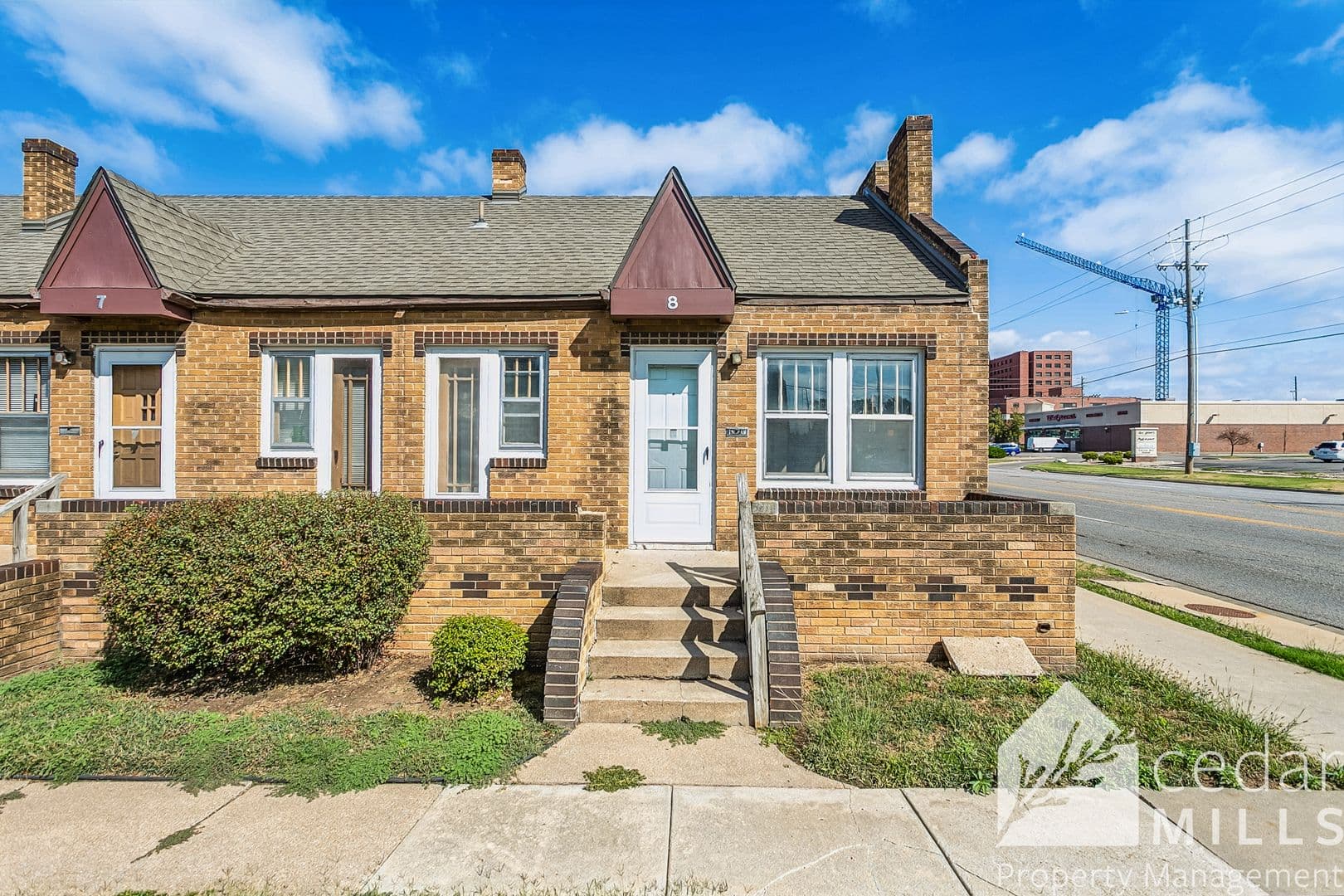 Wichita Apartment: 405 N. Hillside