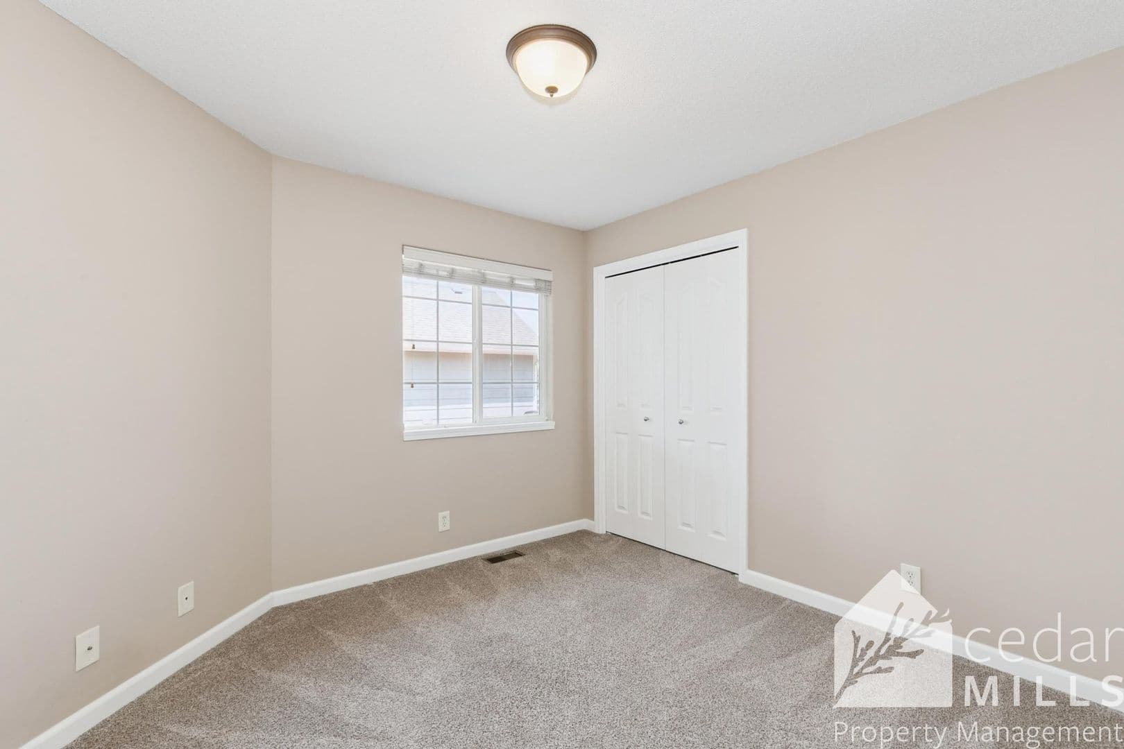 Wichita Apartment: Ironhorse 2 Co-Tenancy