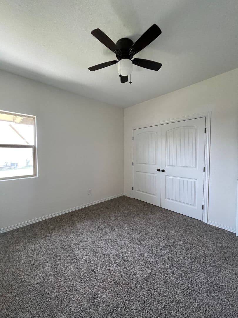 Wichita House: 12610 E Willowgreen
