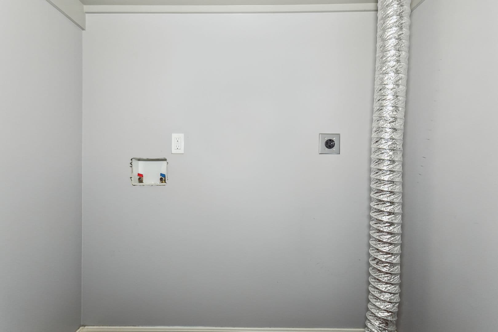 Wichita Apartment: Magnolia Residences