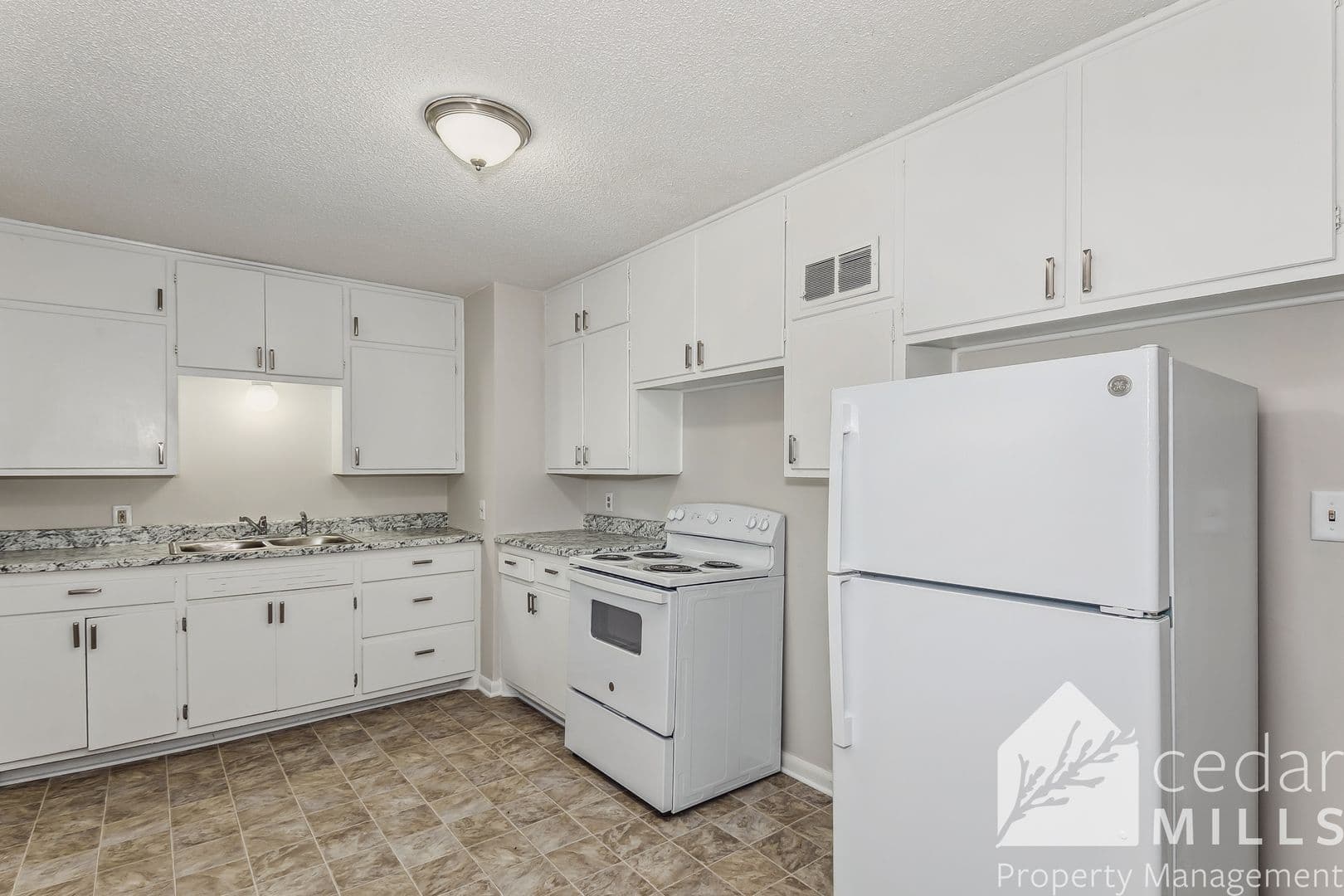 Wichita House: 1412 N Volutsia Ave