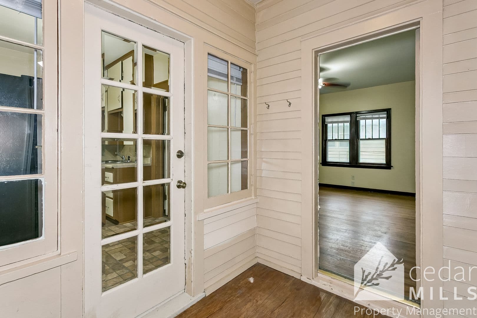 Wichita Apartment: 130 S Charles