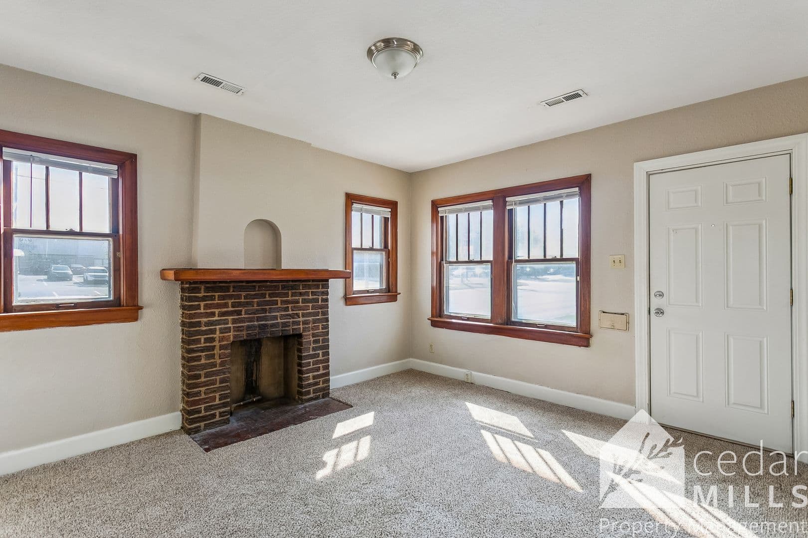 Wichita Apartment: 405 N. Hillside