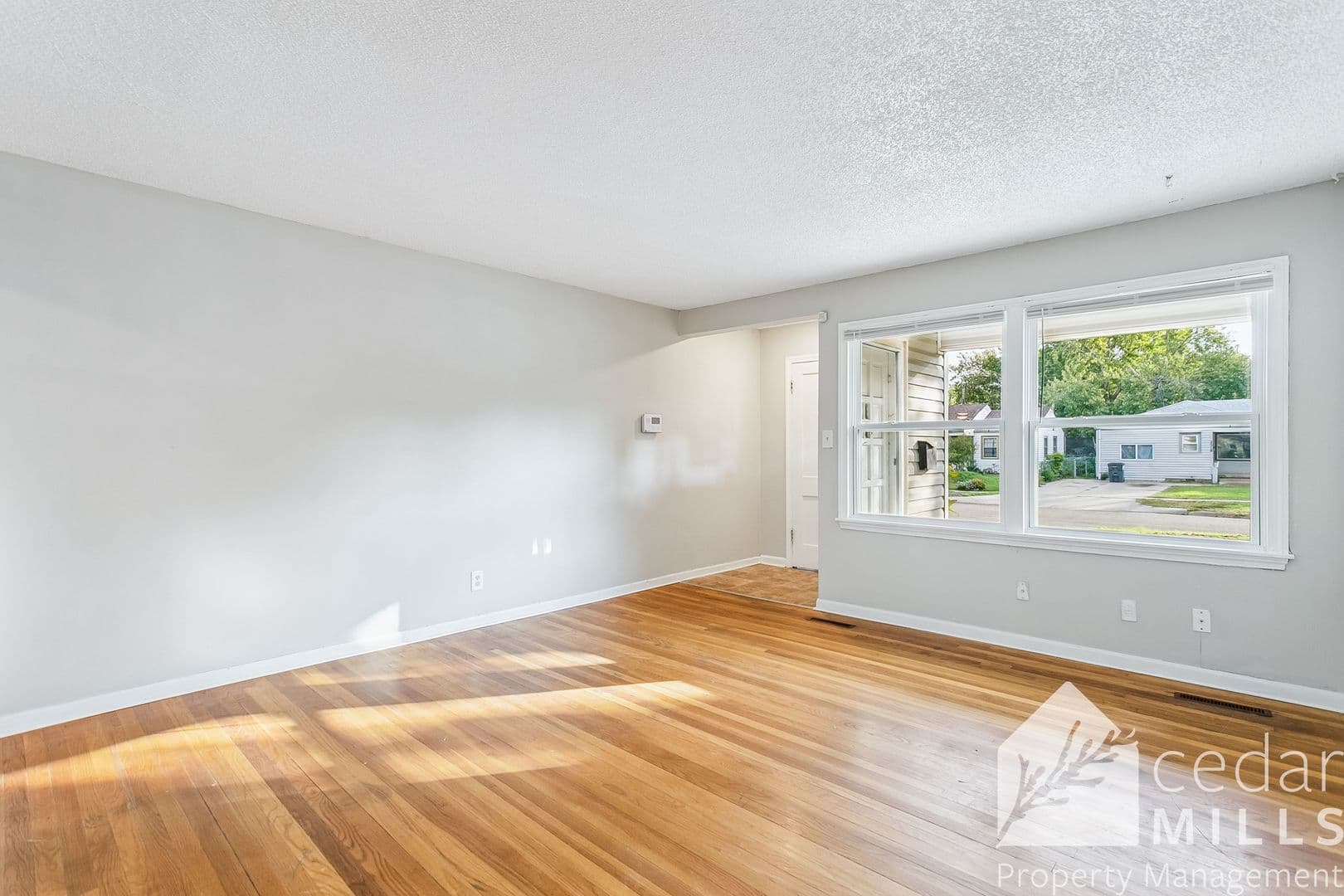 Wichita House: 2517 S Victoria Ave