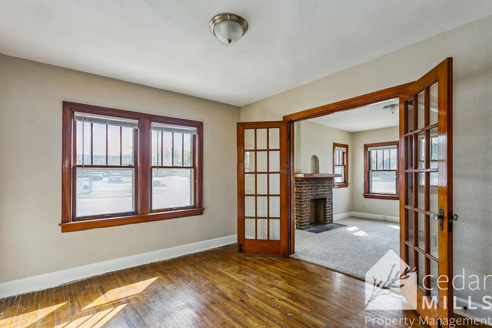 Wichita Apartment: 405 N. Hillside