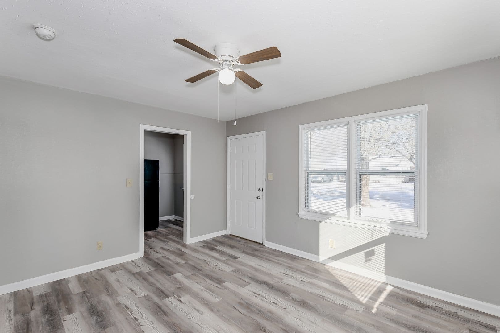 Wichita House: 849 S Pershing