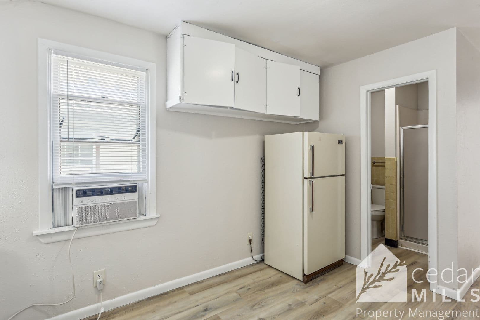 Wichita Apartment: 1728 N. Hillside