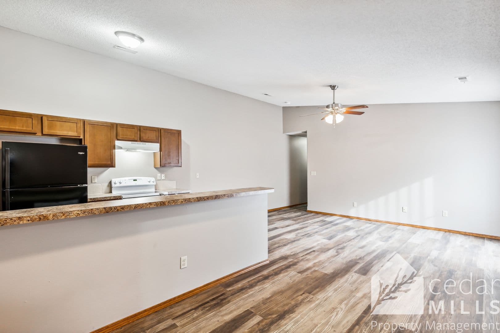 Wichita Apartment: Newell
