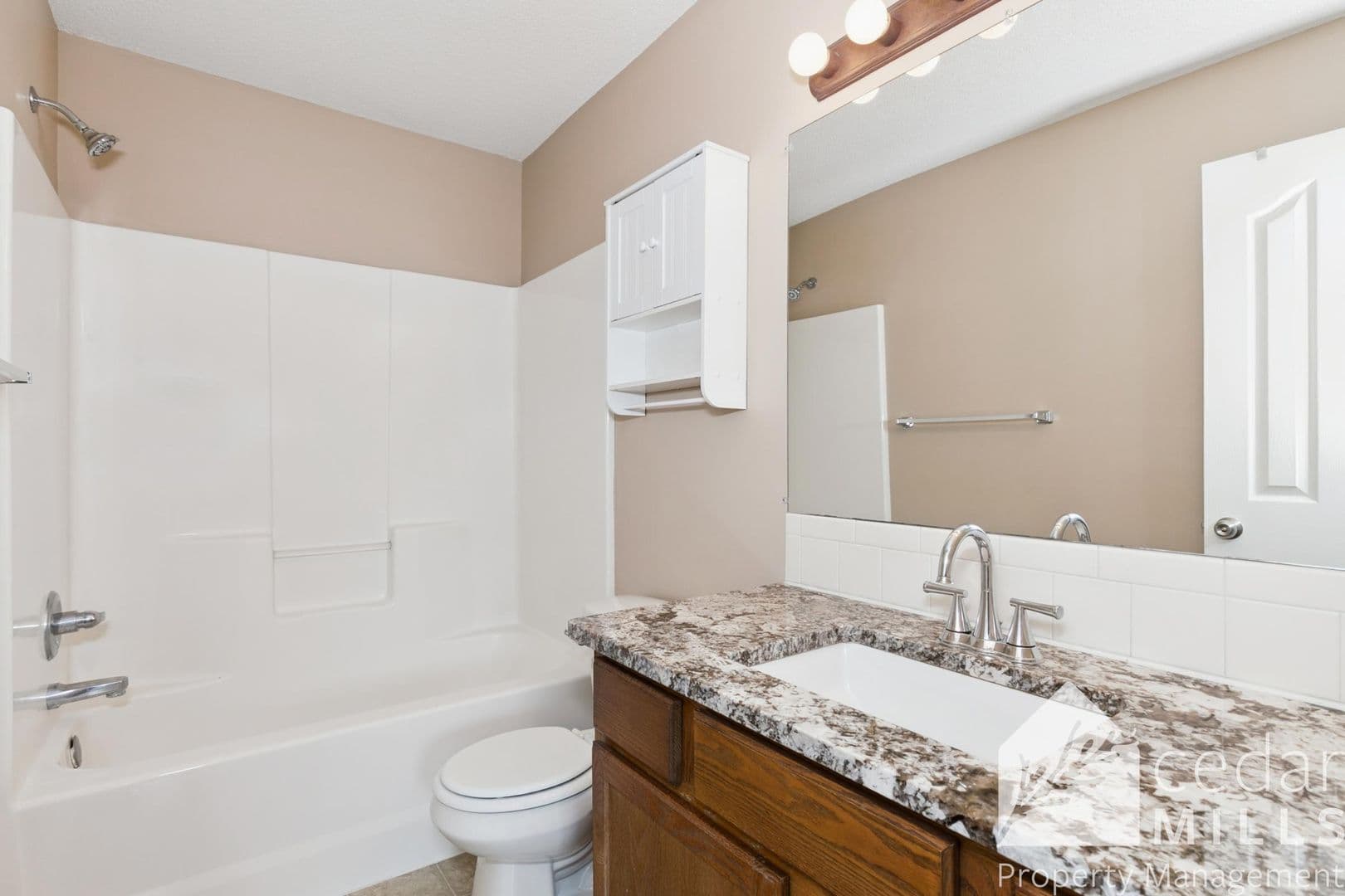 Wichita Apartment: Ironhorse 2 Co-Tenancy