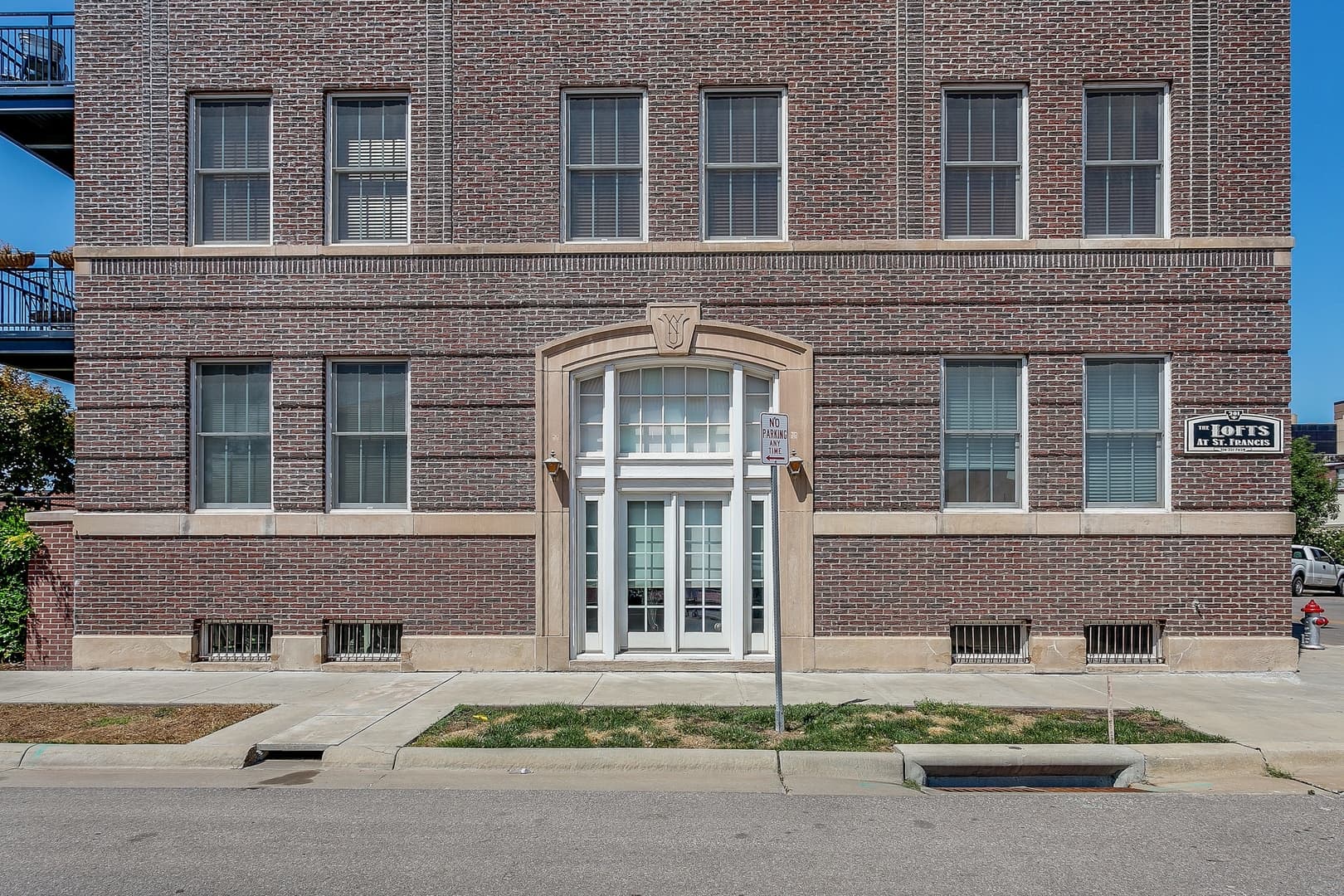 Wichita House: 201 S. St. Francis #502