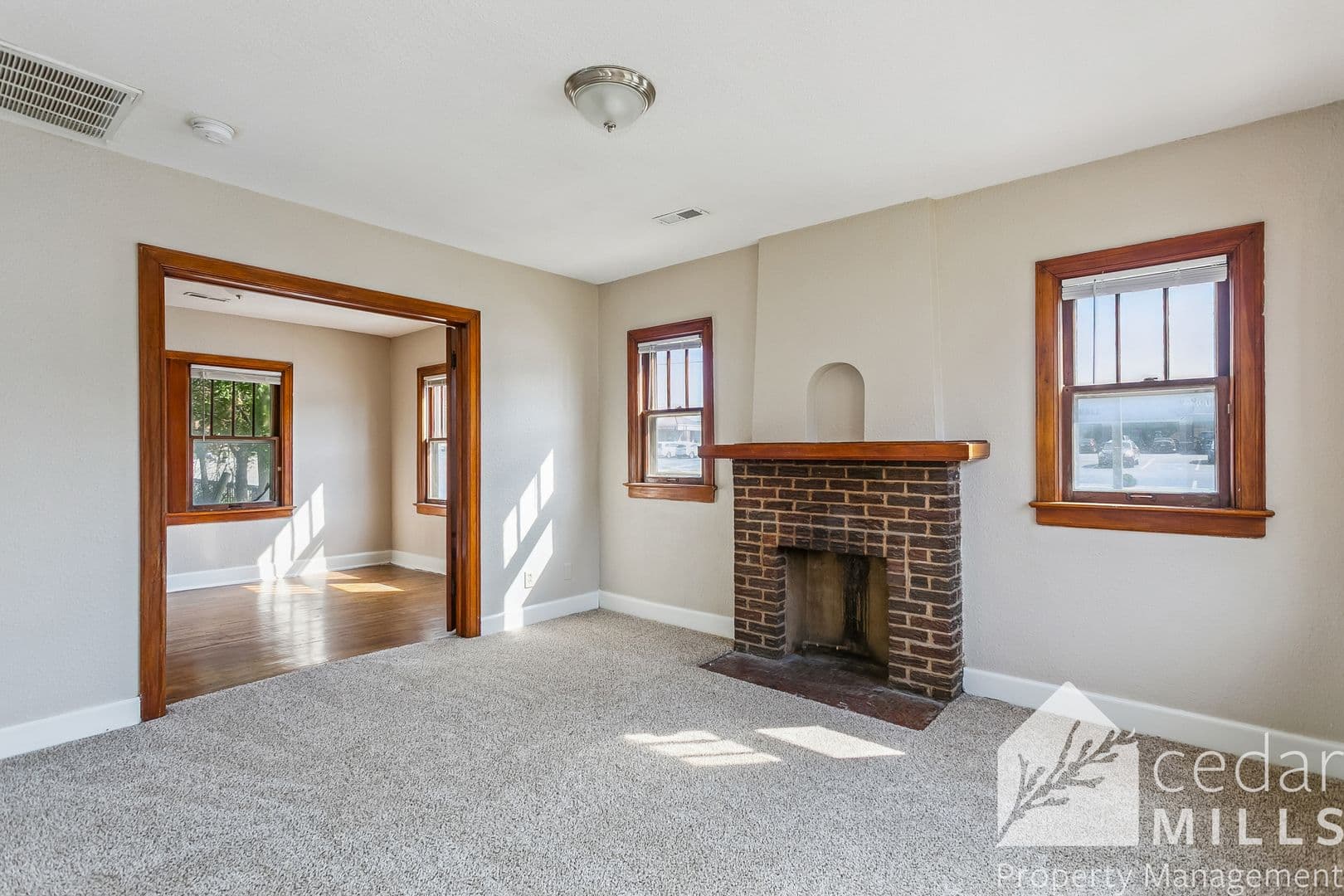 Wichita Apartment: 405 N. Hillside
