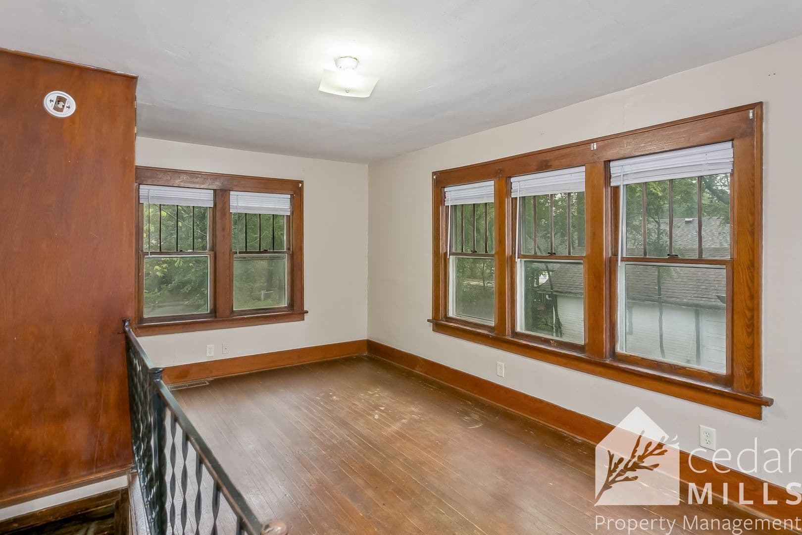 Wichita Apartment: 130 S Charles