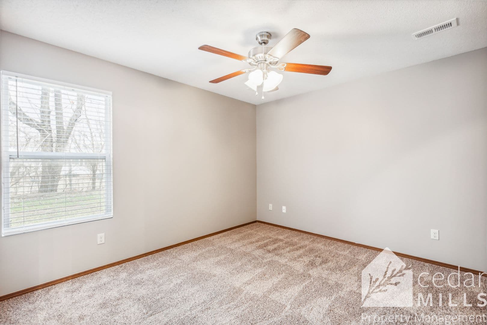 Wichita Apartment: Newell