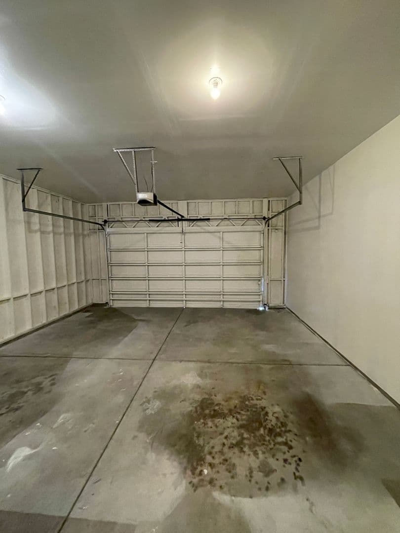 Wichita House: 12610 E Willowgreen