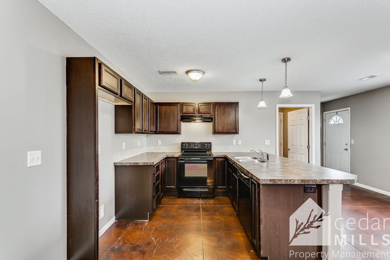Wichita Apartment: Newell