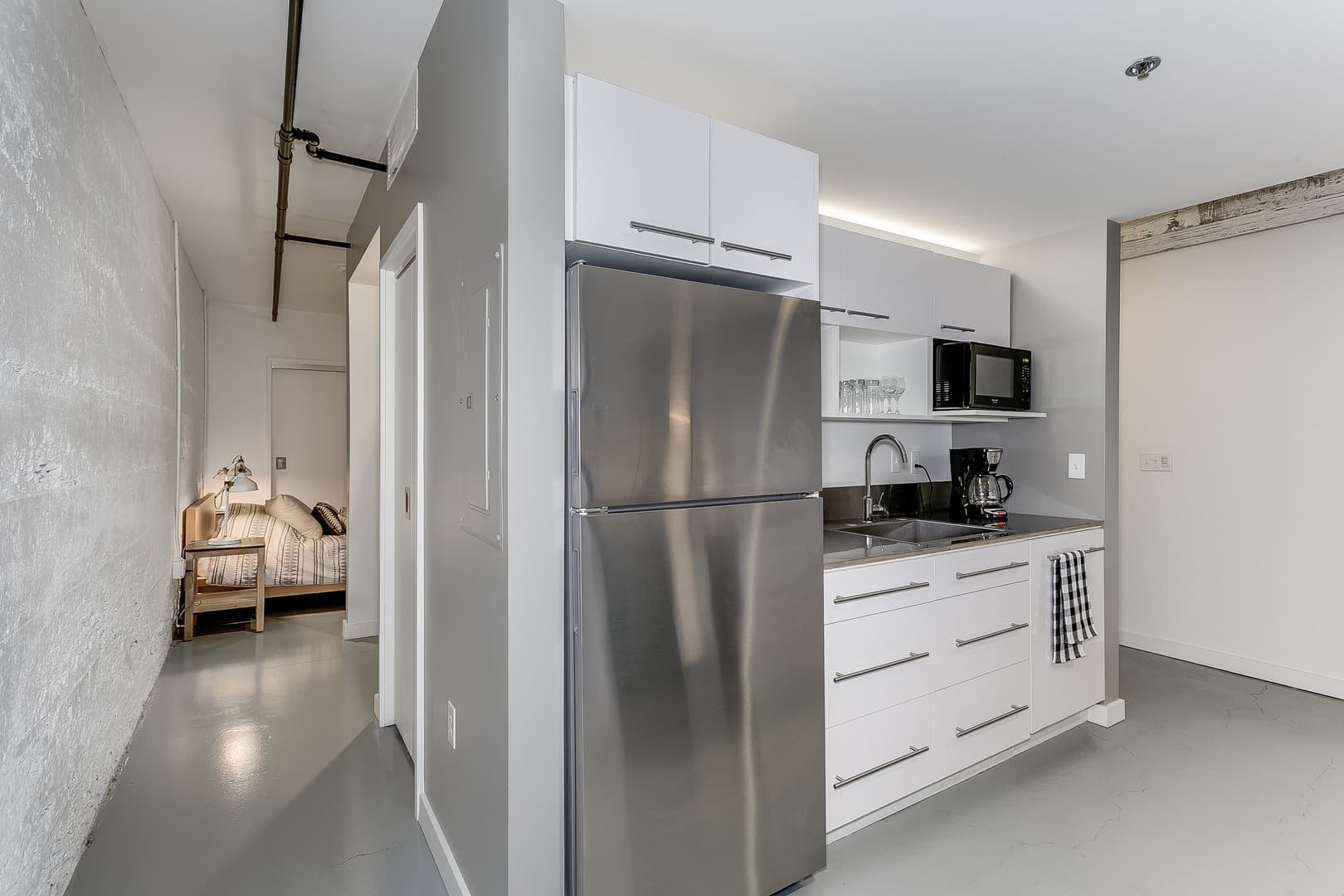 Wichita Apartment: 520 Commerce