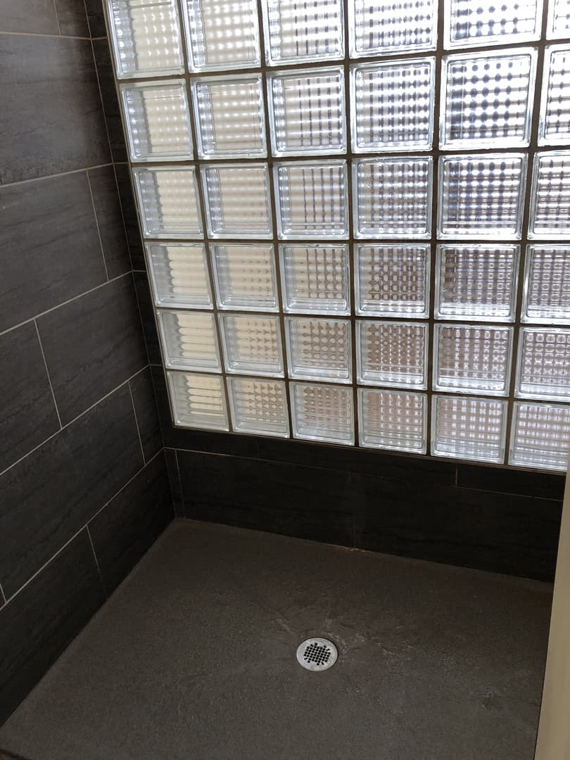 Wichita Apartment: 1220 E. Kellogg