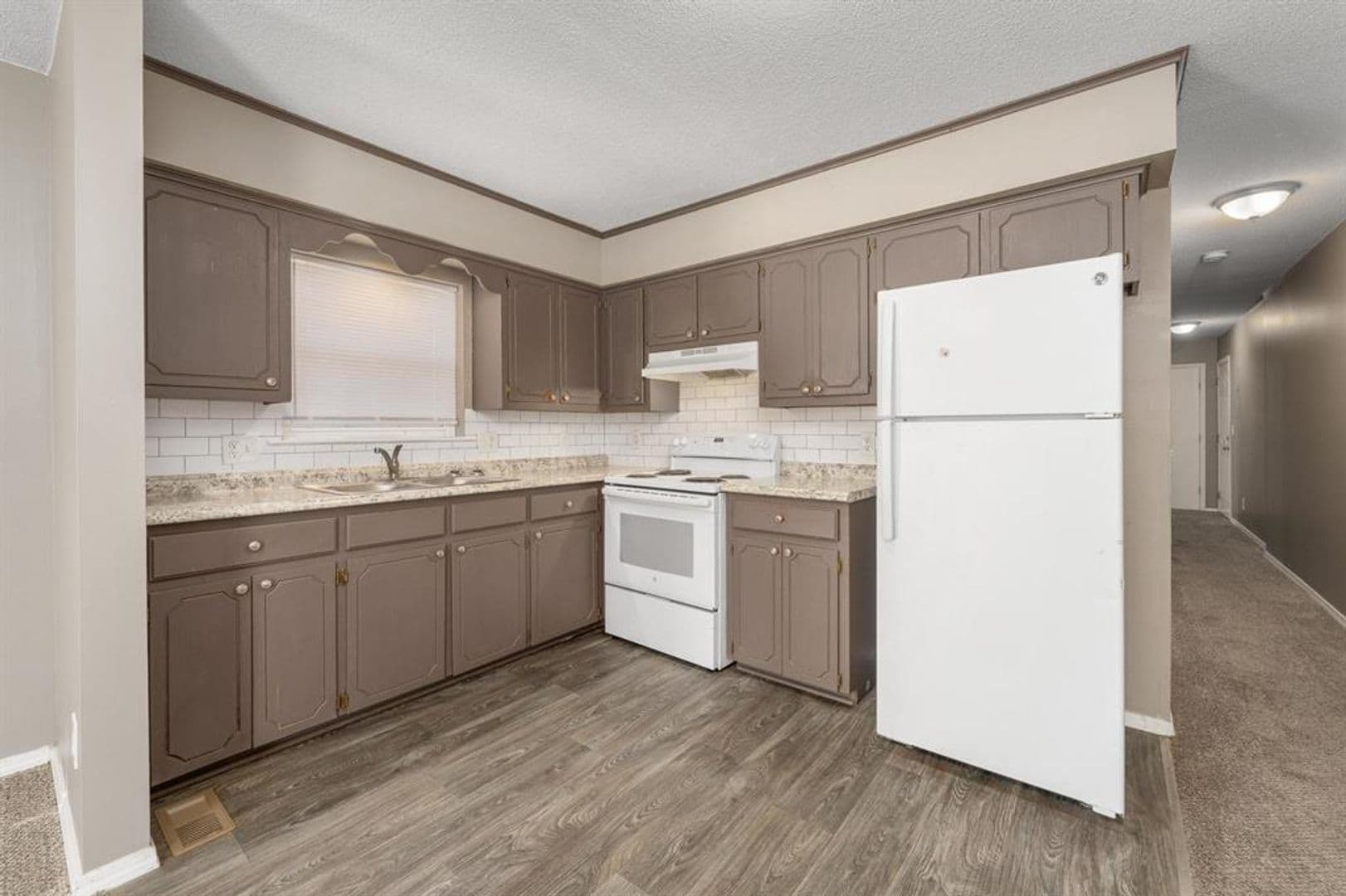 Wichita House: 1323 1/2 S Main