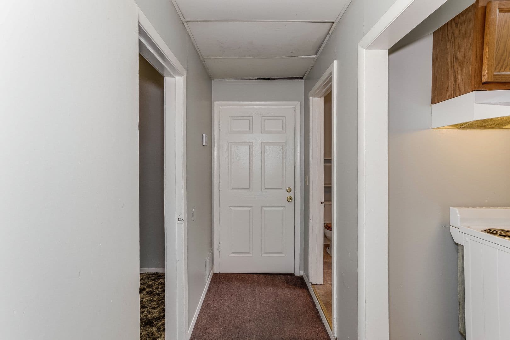 Wichita Apartment: 1656 N. Holyoke