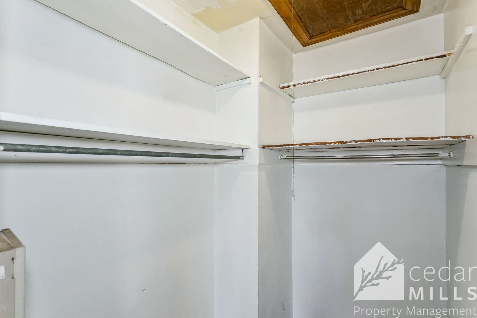 Wichita Apartment: 405 N. Hillside