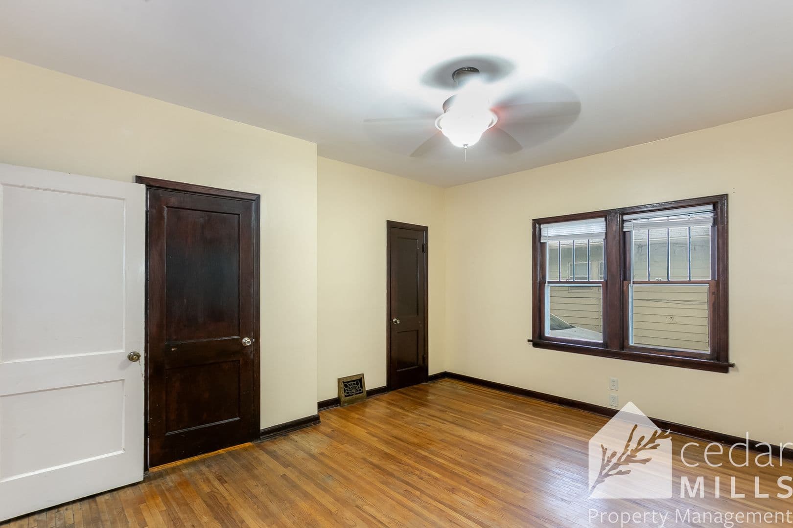 Wichita Apartment: 130 S Charles