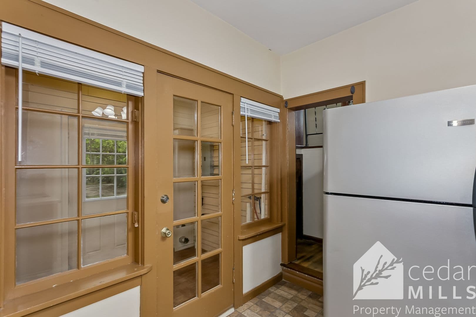 Wichita Apartment: 130 S Charles