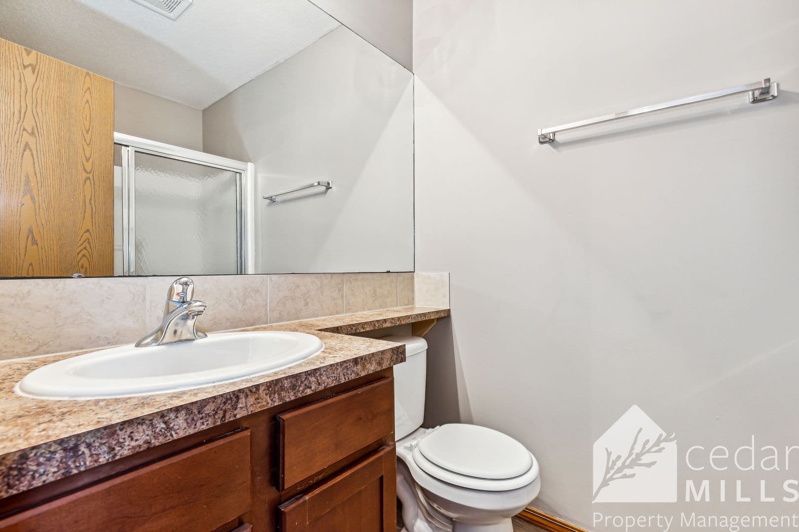 Wichita Apartment: Newell