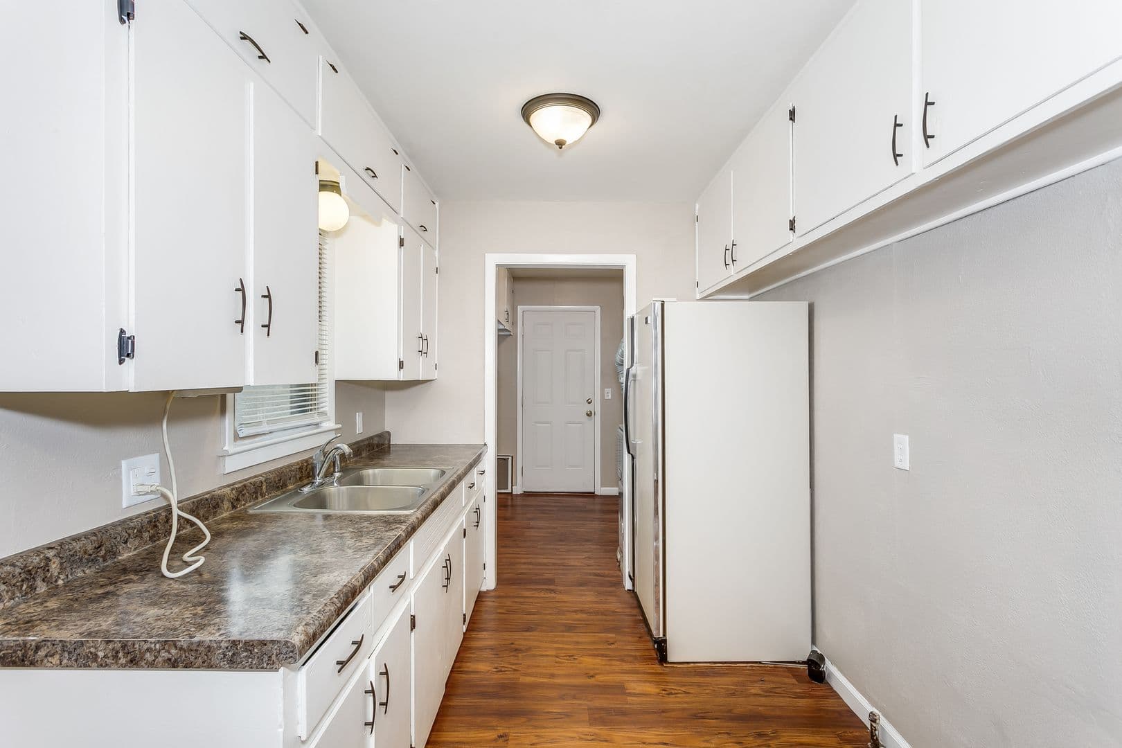 Wichita House: 2060 S Bonn