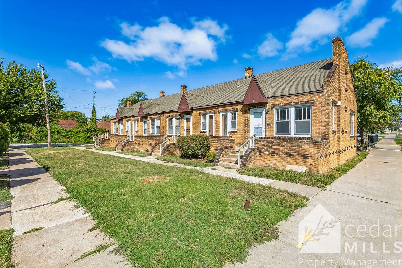 Wichita Apartment: 405 N. Hillside