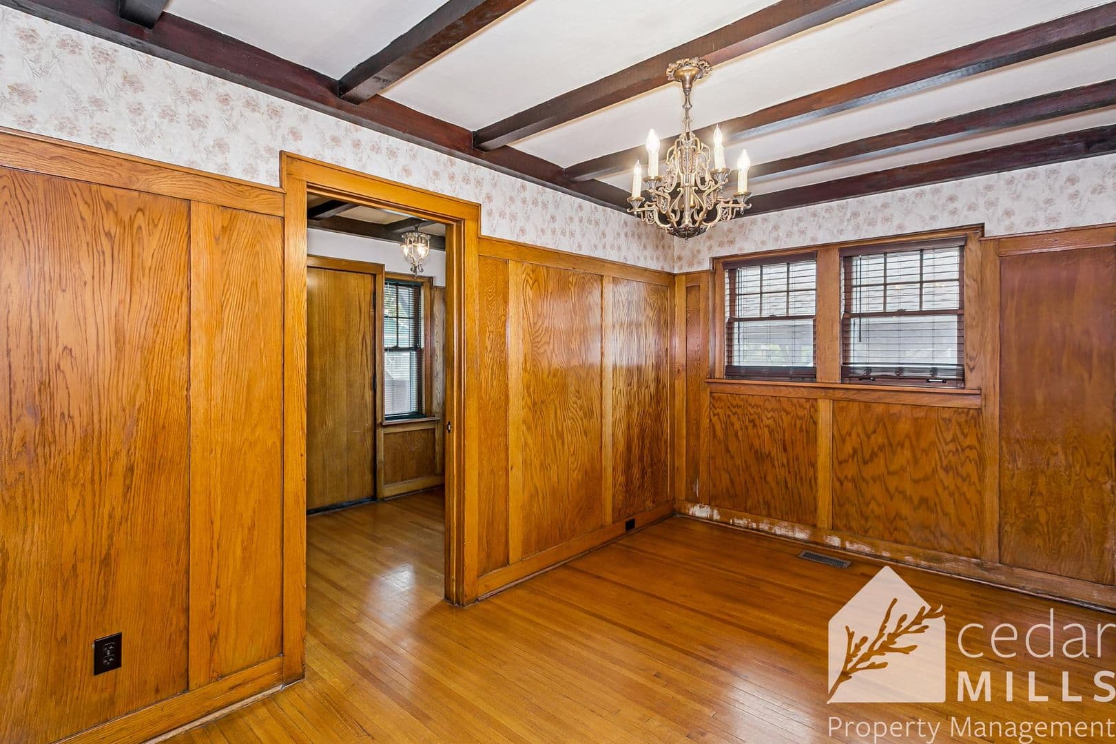 Wichita Apartment: 1207 Franklin