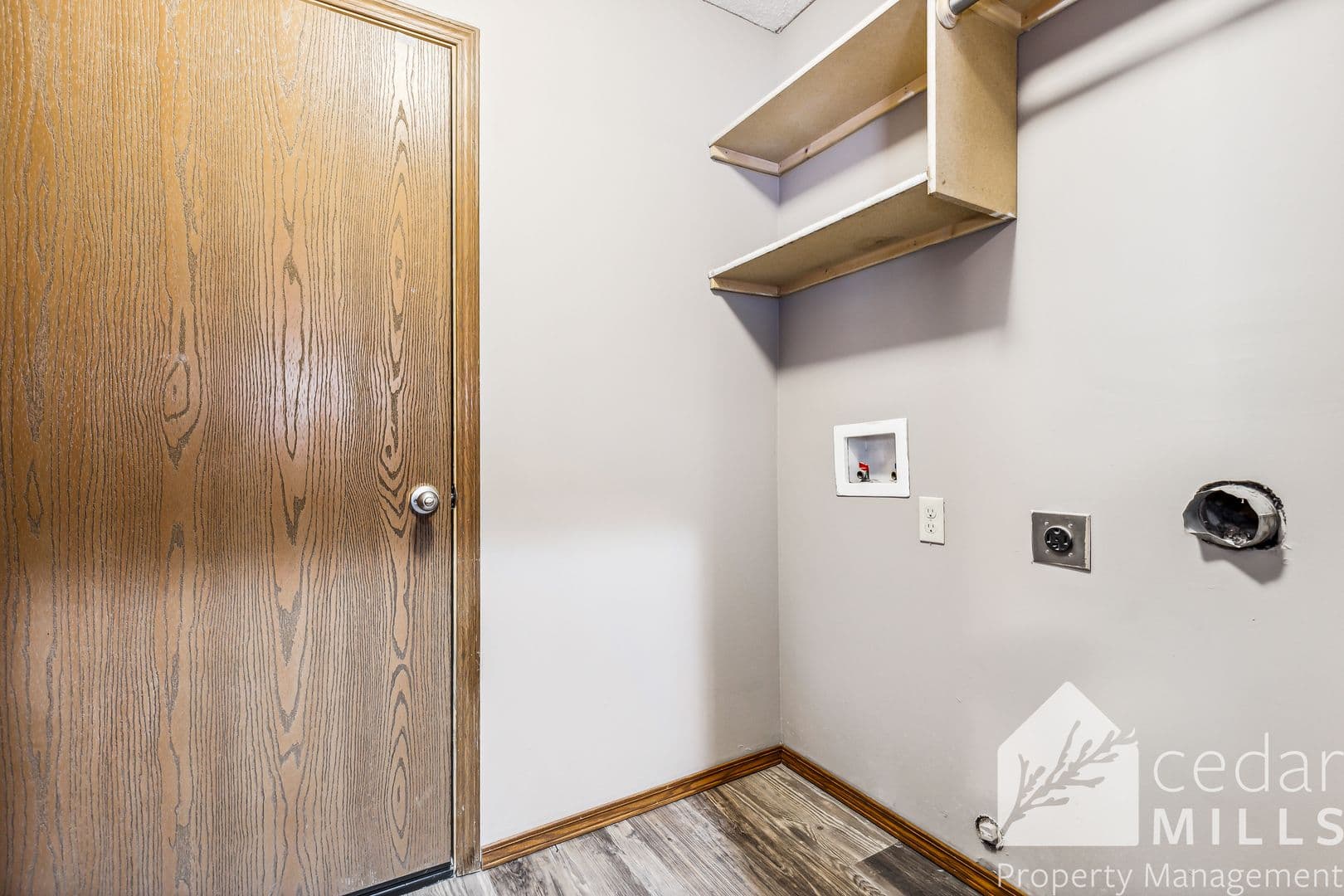 Wichita Apartment: Newell