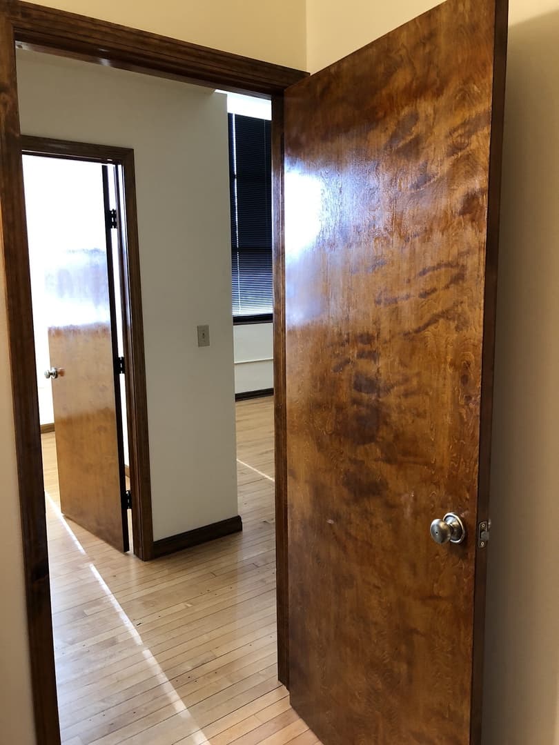 Wichita Apartment: 1220 E. Kellogg