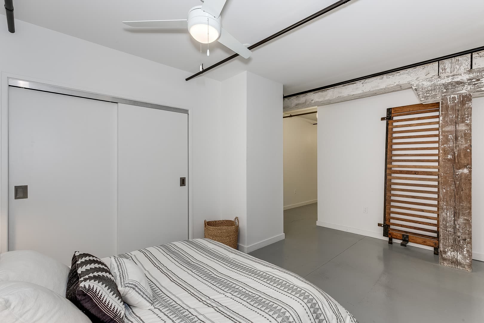 Wichita Apartment: 520 Commerce