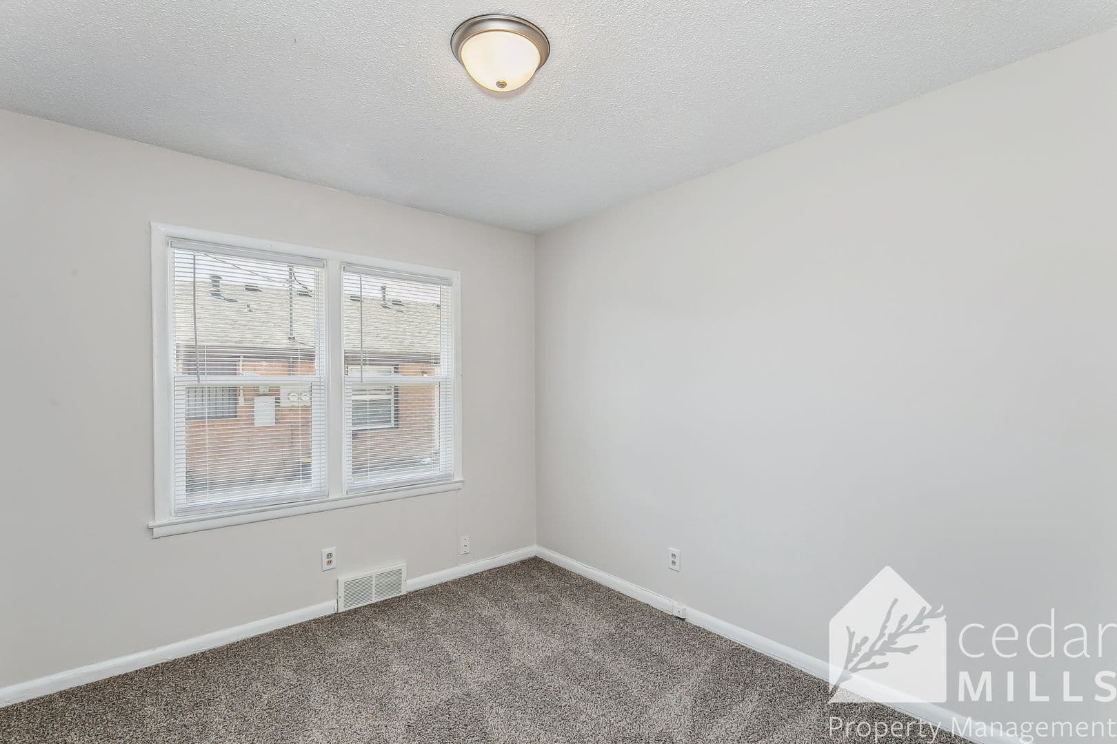 Wichita House: 1412 N Volutsia Ave