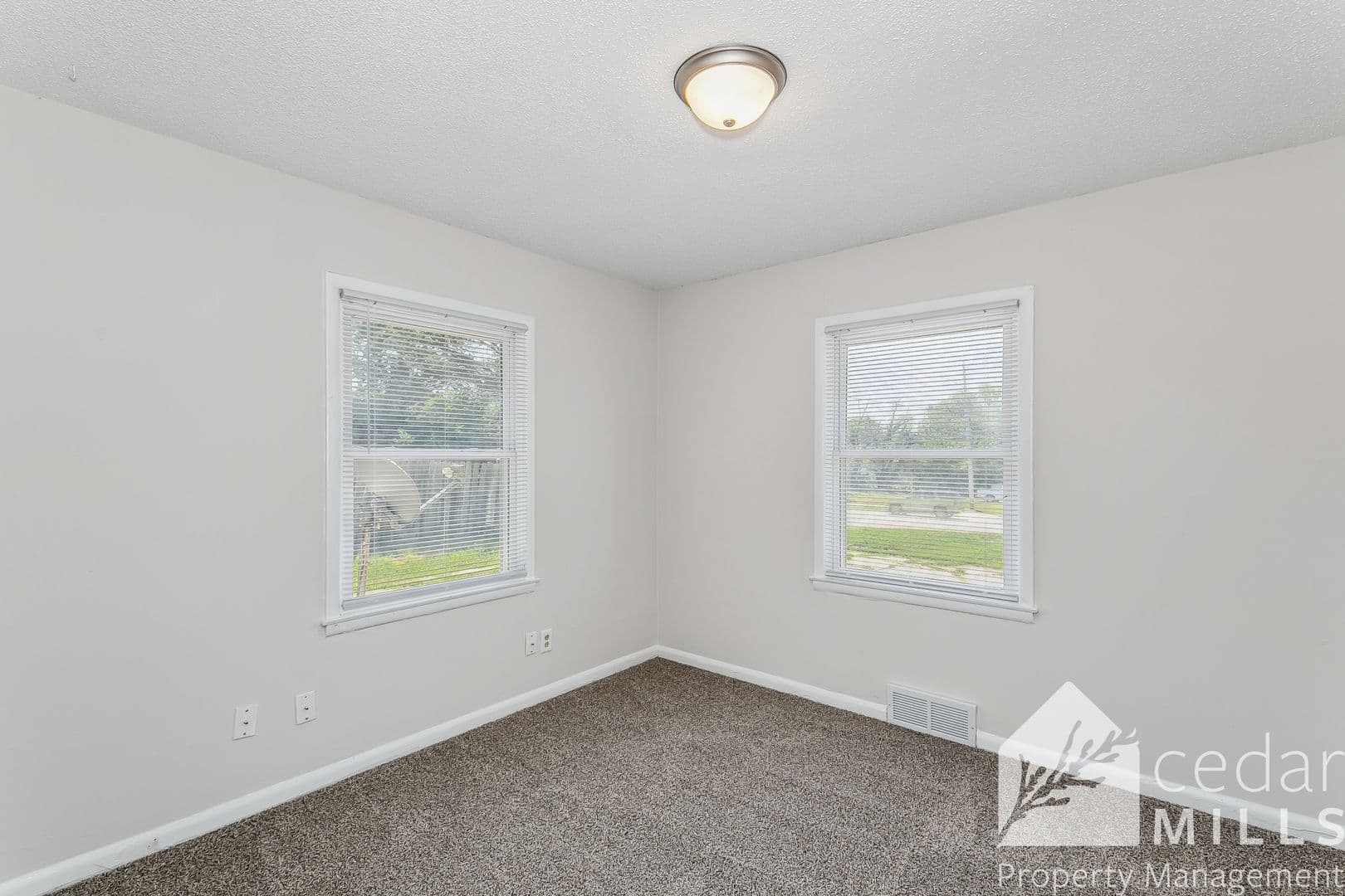 Wichita House: 1412 N Volutsia Ave