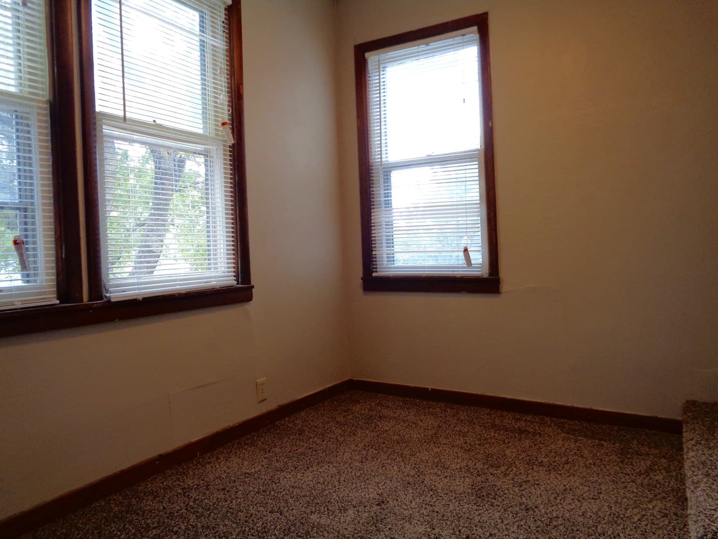 Wichita Apartment: 1723 N. Holyoke
