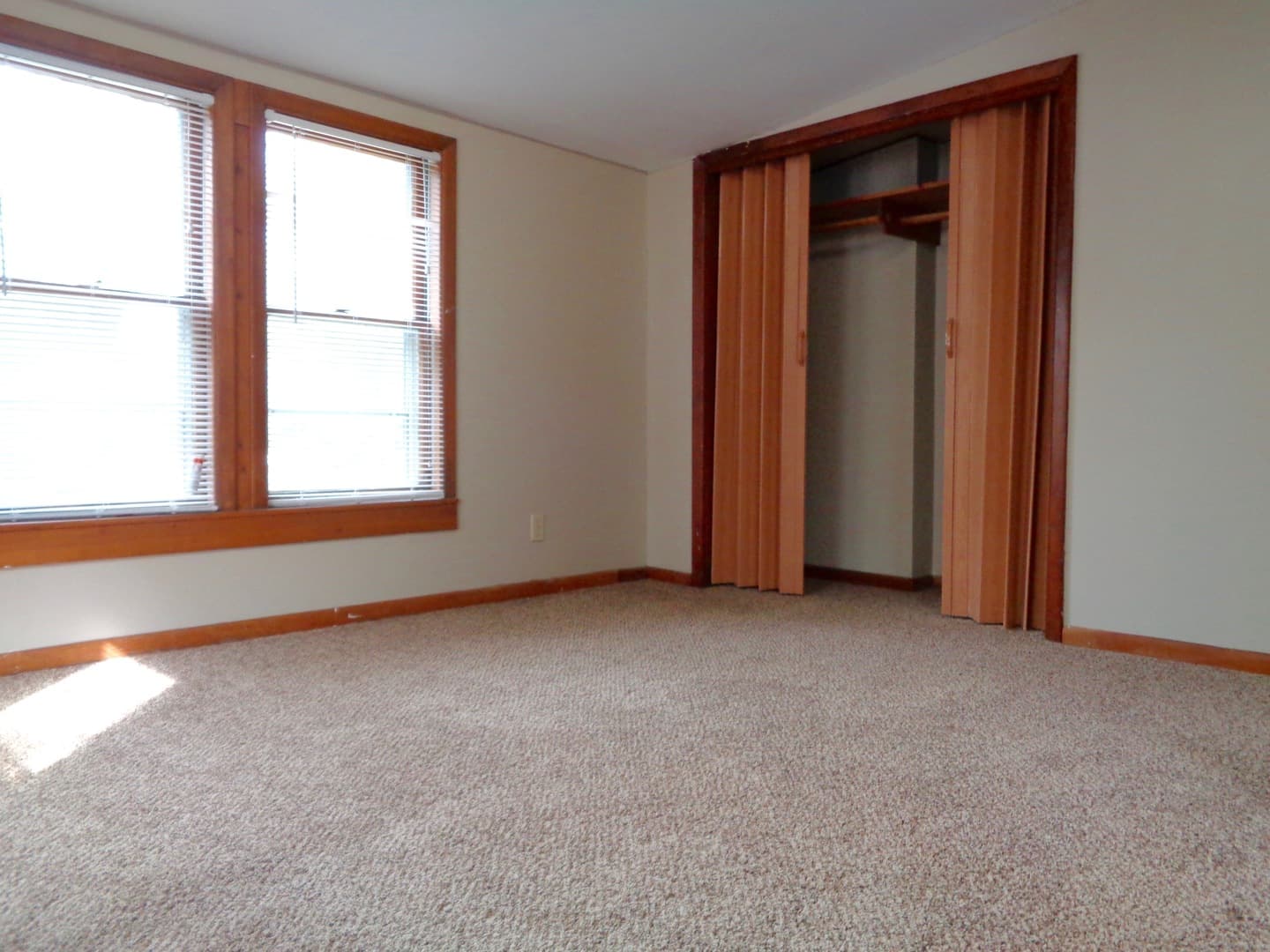 Wichita Apartment: 1723 N. Holyoke