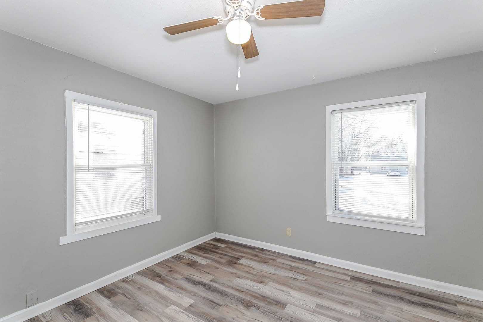 Wichita House: 849 S Pershing