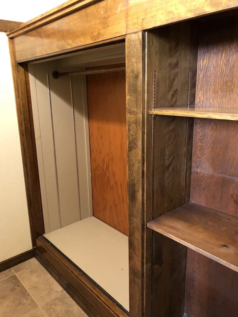 Wichita Apartment: 1220 E. Kellogg