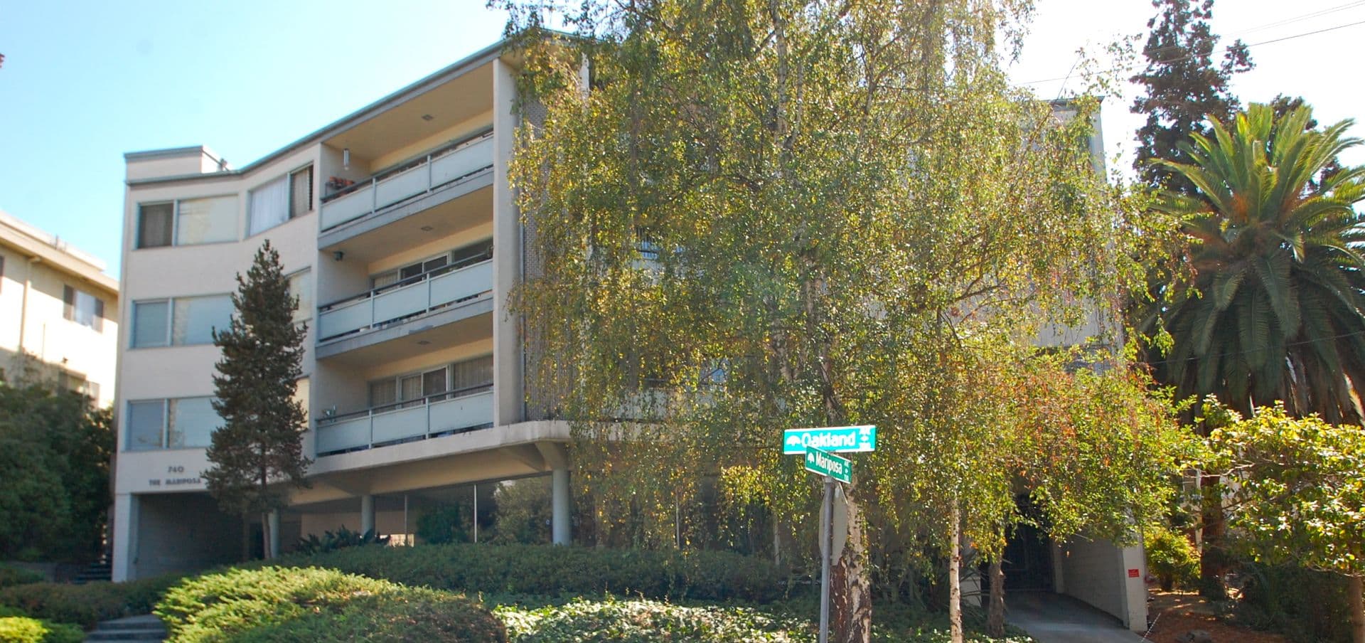Oakland Apartment: 740 Oakland Avenue