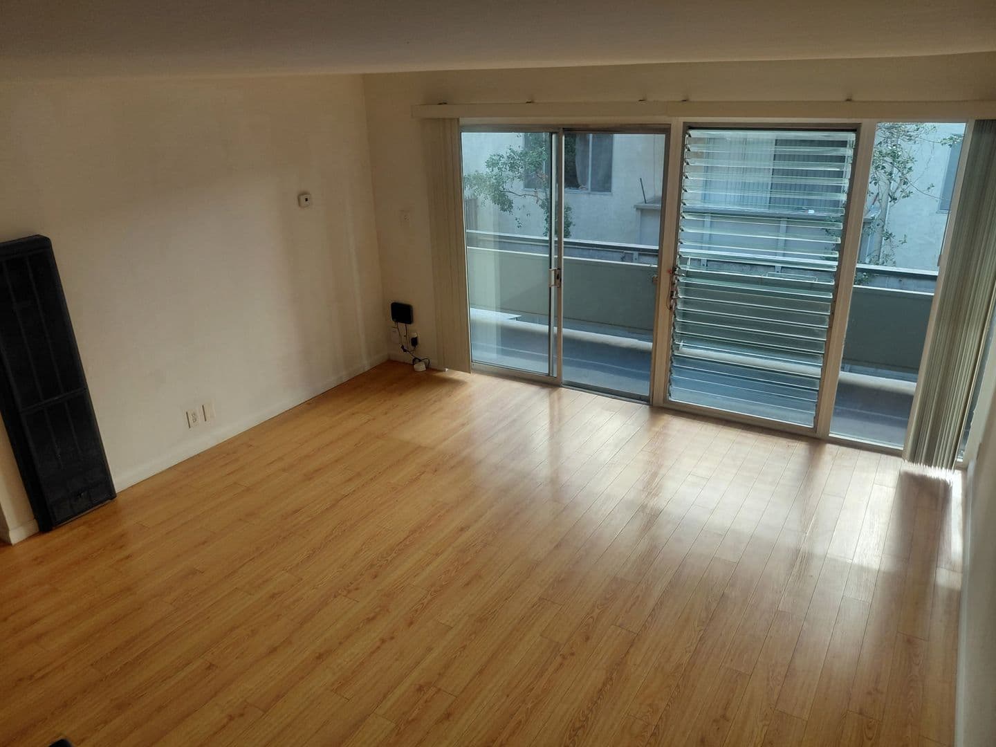 Oakland Apartment: 740 Oakland Avenue