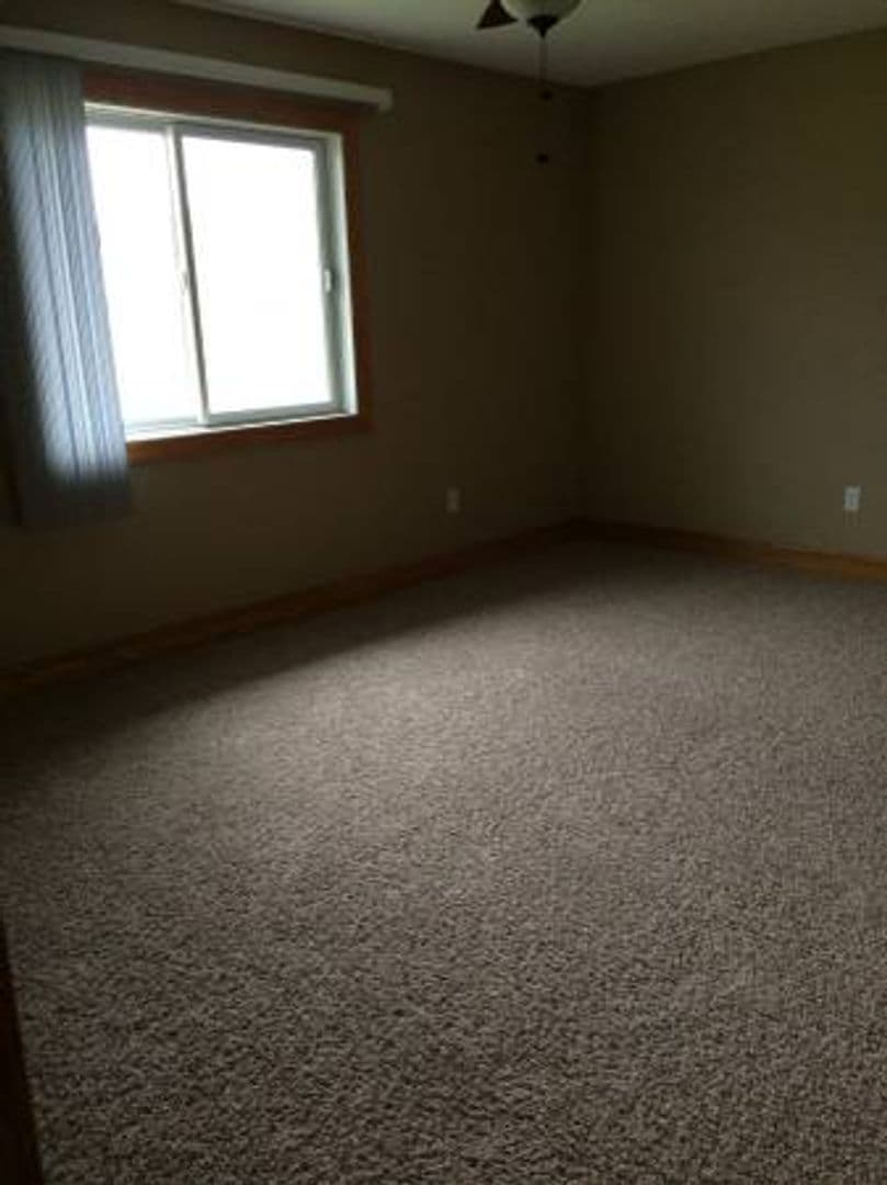 Waterloo Apartment: 3401-3501 Cobblestone Circle