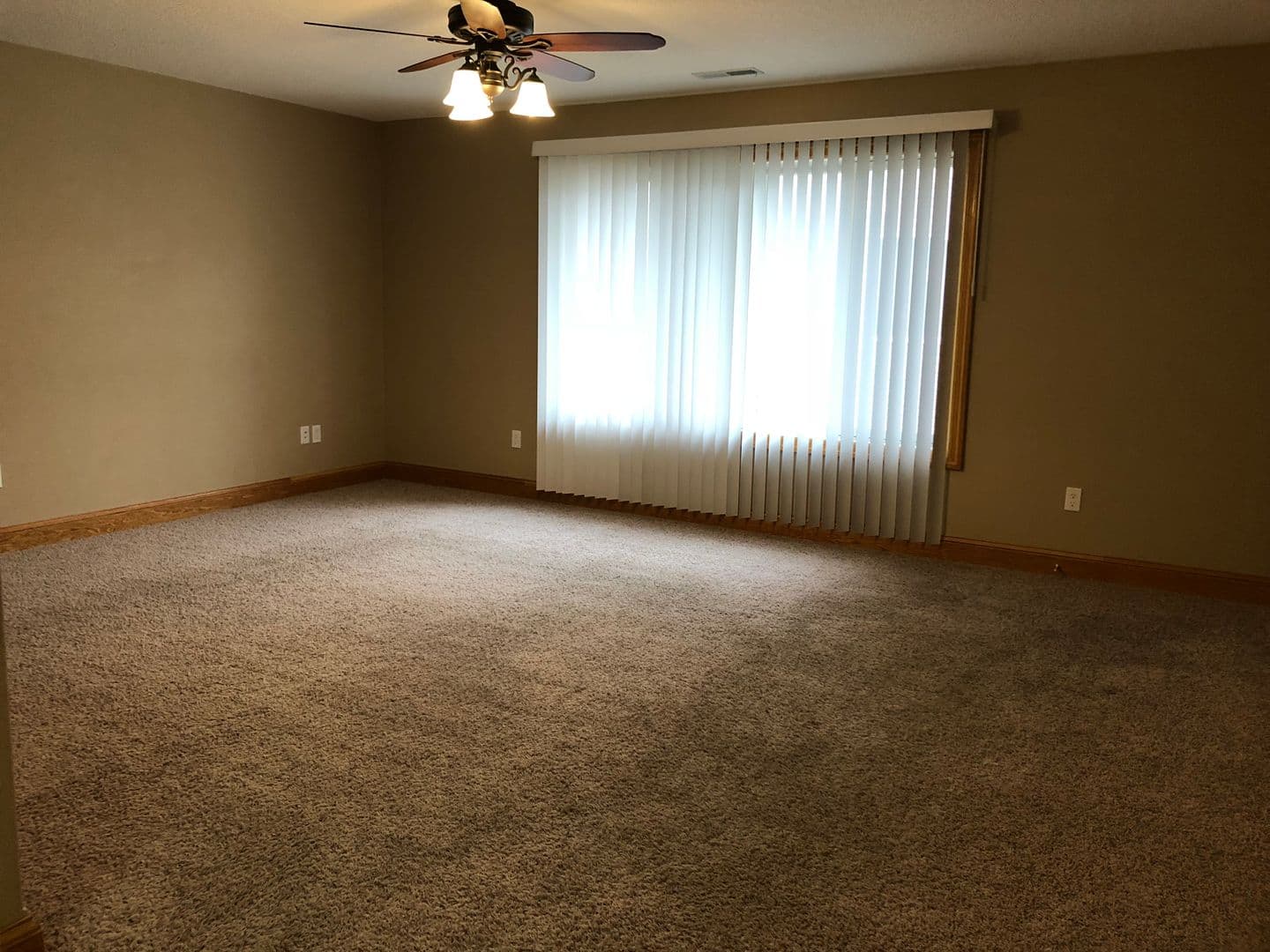 Waterloo Apartment: 3401-3501 Cobblestone Circle